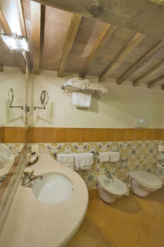 Borgo Sant'Ippolito Country Hotel Ginestra Fiorentina Eksteriør billede